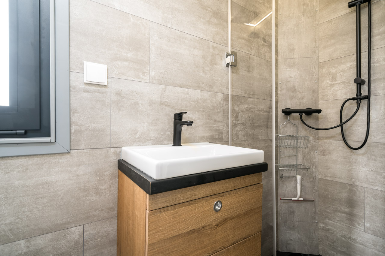 Badezimmer mit Waschbecken